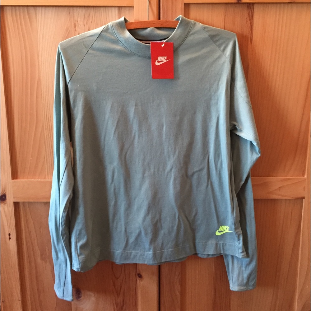 Nike Top